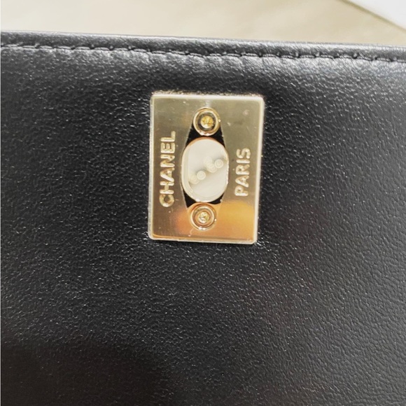 CHANEL Lambskin Quilted Mini Trendy CC Chain Wallet. - Picture 10 of 10